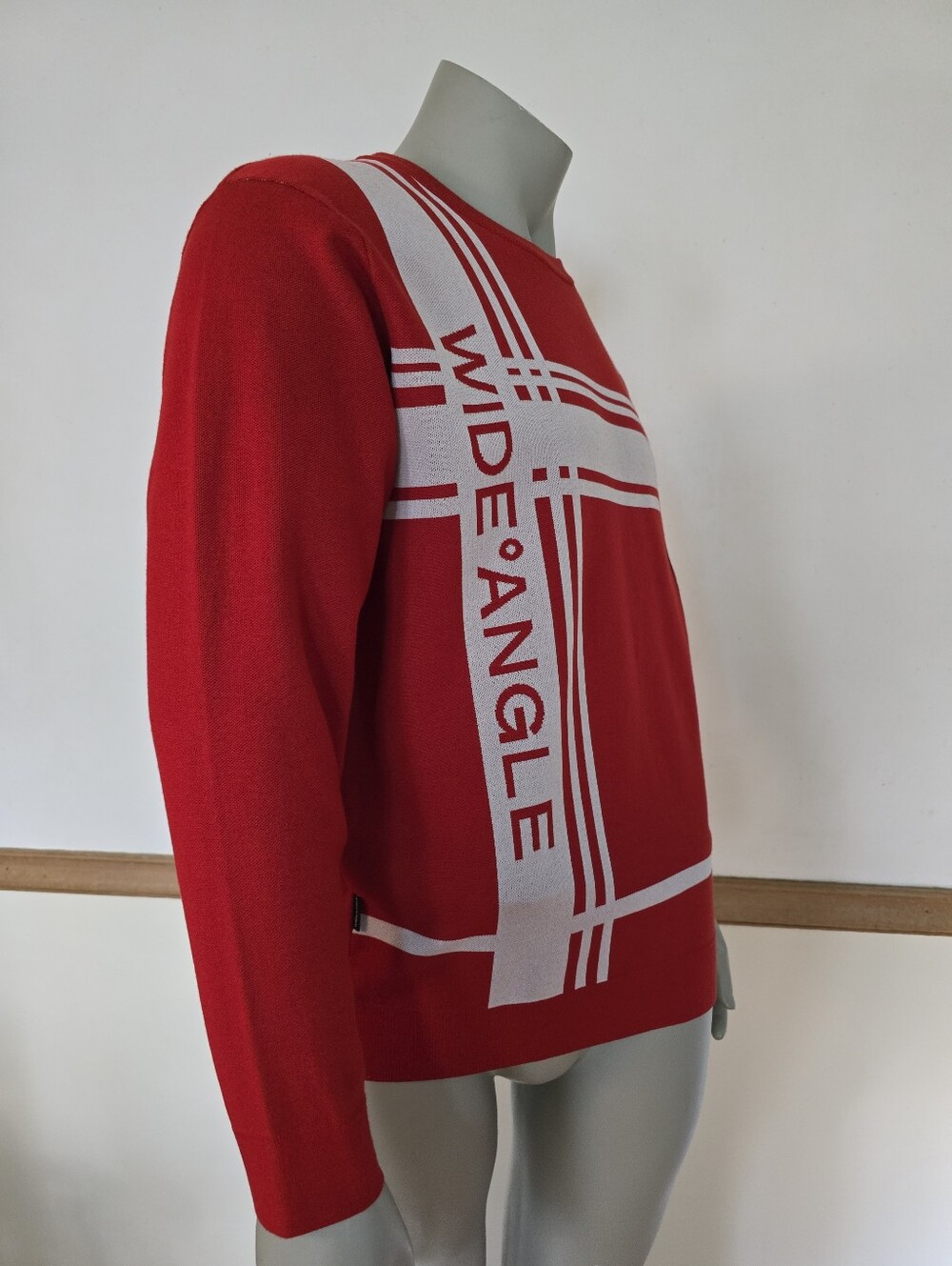 WIDEANGLE Korea Activewear Sweater Size Large - Picture 5 of 13